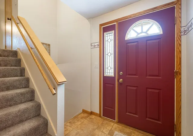 Photo 3 of Single family home for sale at 28 Leprechaun Ln, Mantorville, MN 55955 | MLS# 7138744 | Listing updated on 2026-09-05