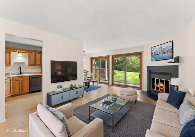 Condo for sale at 14349 Fairway Dr, Eden Prairie, MN 55344 | MLS# 7138767