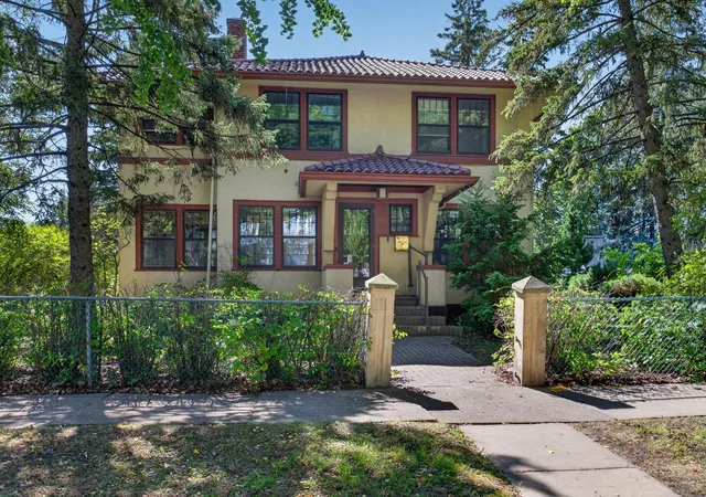 Single family home for sale at 121 Maria Ave, Saint Paul, MN 55106 | MLS# 7138769