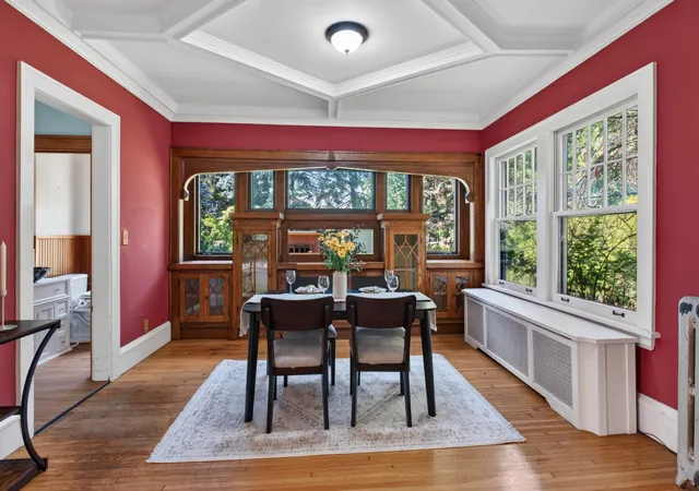 Photo 1 of Single family home for sale at 121 Maria Ave, Saint Paul, MN 55106 | MLS# 7138769 | Listing updated on 2026-09-22