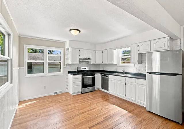Photo 3 of Single family home for sale at 5825 45th Avenue S, Minneapolis, MN 55417 | MLS# 7138774 | Listing updated on 2026-10-03