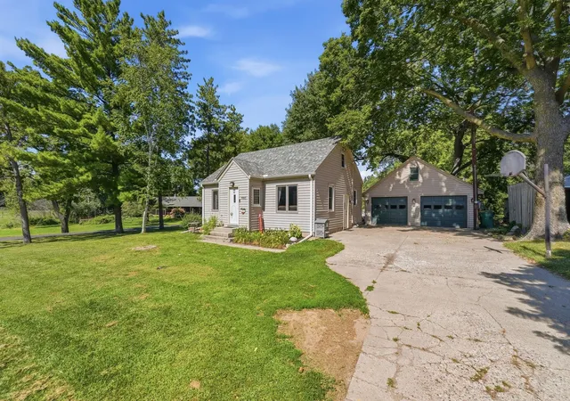 Photo 2 of Single family home for sale at 1980 66th Avenue Ne, Willmar, MN 56201 | MLS# 7138795 | Listing updated on 2026-09-07