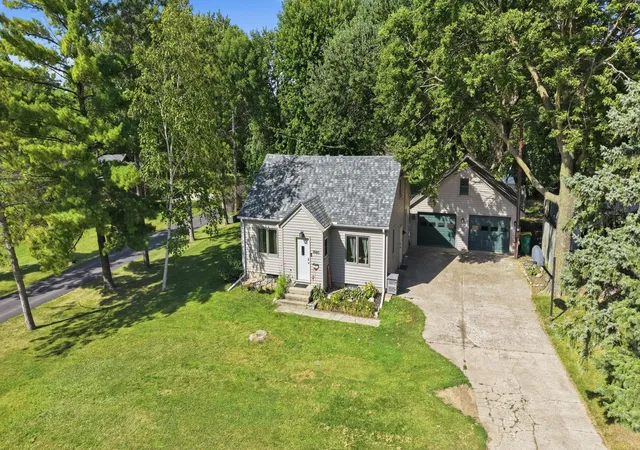 Photo 3 of Single family home for sale at 1980 66th Avenue Ne, Willmar, MN 56201 | MLS# 7138795 | Listing updated on 2026-10-21