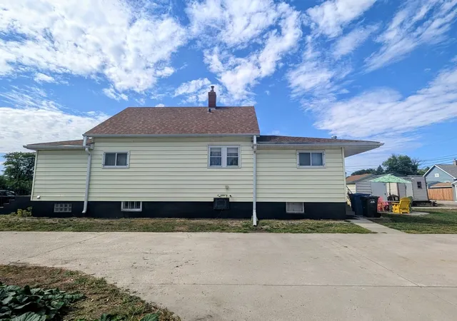 Photo 3 of Single family home for sale at 107 1st Avenue SW, Dilworth, MN 56529 | MLS# 7138816 | Listing updated on 2026-10-13
