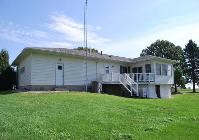 Photo 4 of Single family home for sale at 36237 State Hwy 15, Lewisville, MN 56060 | MLS# 7138827 | Listing updated on 2026-09-12