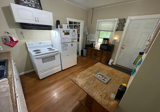 Photo 3 of Single family home for sale at 405 Central Ave S, Mapleton, MN 56065 | MLS# 7138858 | Listing updated on 2026-09-04