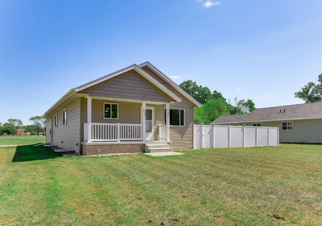 Photo 3 of Single family home for sale at 1814 Clearwater Rd, Saint Cloud, MN 56301 | MLS# 7138879 | Listing updated on 2026-09-17