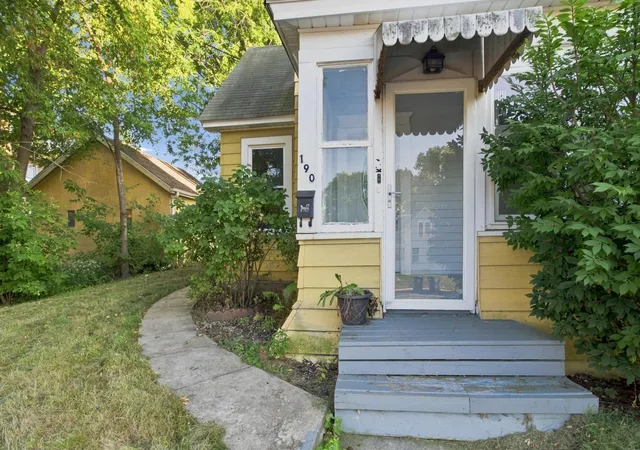 Photo 24 of Single family home for sale at 190 Annapolis St E, Saint Paul, MN 55118 | MLS# 7138895 | Listing updated on 2026-09-05