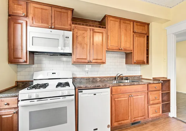 Photo 2 of Single family home for sale at 190 Annapolis St E, Saint Paul, MN 55118 | MLS# 7138895 | Listing updated on 2026-09-05