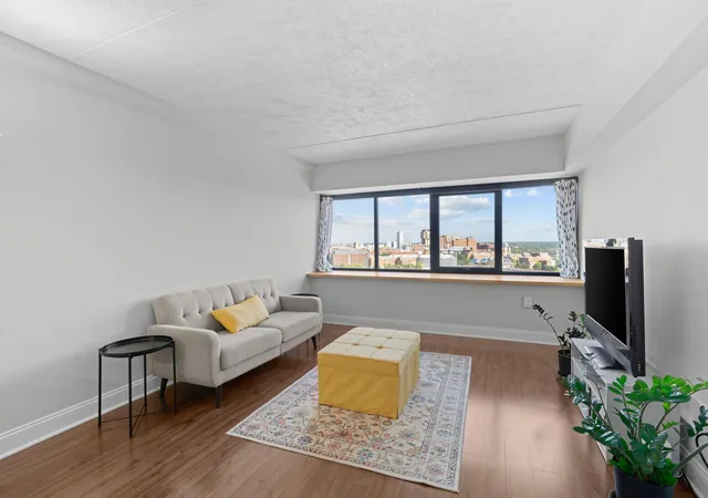 Photo 2 of Condo for sale at 1920 S 1st Street #1508, Minneapolis, MN 55454 | MLS# 7138910 | Listing updated on 2026-09-26
