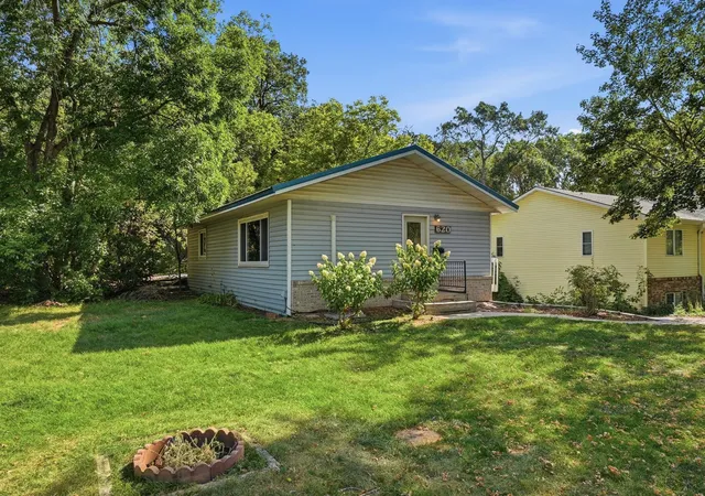 Photo 2 of Single family home for sale at 620 4th Avenue N, Sauk Rapids, MN 56379 | MLS# 7138916 | Listing updated on 2026-09-05