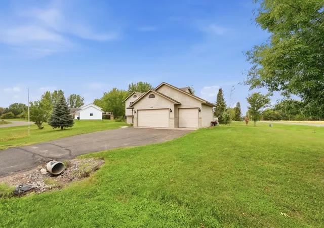 Photo 4 of Sale Pending at 619 Nelson Ln, Center City, MN 55012 | MLS# 7138932 | Listing updated on 2026-10-02