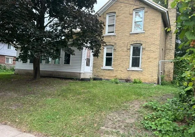 Photo 2 of Single family home for sale at 621 8th Avenue N, Saint Cloud, MN 56303 | MLS# 7138951 | Listing updated on 2026-09-24