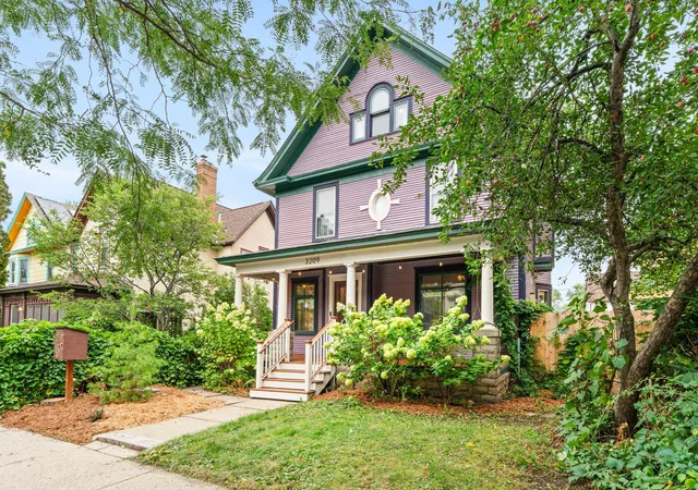 Photo 3 of Sale Pending at 3209 Columbus Ave, Minneapolis, MN 55407 | MLS# 7138962 | Listing updated on 2026-10-07