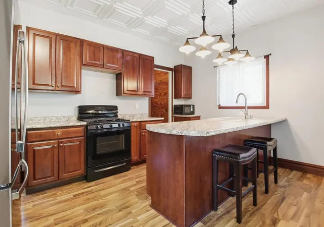 Photo 3 of Single family home for sale at 431 E 2nd Street, Litchfield, MN 55355 | MLS# 7138967 | Listing updated on 2026-09-21