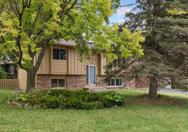 Photo 1 of Single family home for sale at 11315 40th Avenue N, Minneapolis, MN 55441 | MLS# 7138976 | Listing updated on 2026-10-09