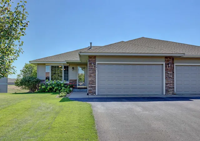 Photo 2 of Townhouse for sale at 1541 Sequoia Ln, New Richmond, WI 54017 | MLS# 7138987 | Listing updated on 2026-09-25