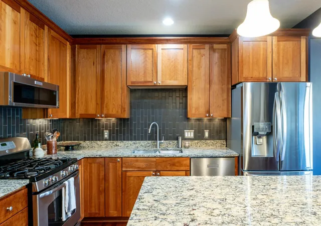Photo 4 of Condo for sale at 256 Spring St #214, Saint Paul, MN 55102 | MLS# 7138988 | Listing updated on 2026-10-29