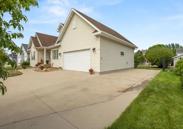 Photo 3 of Single family home for sale at 3451 43rd Avenue S, Fargo, ND 58104 | MLS# 7138998 | Listing updated on 2026-09-15