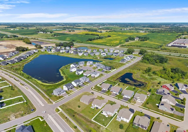 Photo 38 of Single family home for sale at 1836 Fields Dr, Carver, MN 55315 | MLS# 7139000 | Listing updated on 2026-09-05