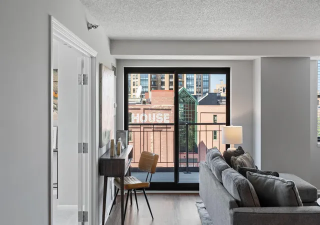 Photo 3 of Condo for sale at 401 S 1st Street #623, Minneapolis, MN 55401 | MLS# 7139007 | Listing updated on 2026-09-05