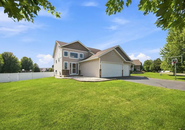 Photo 2 of Sale Pending at 19385 Century Ct, Farmington, MN 55024 | MLS# 7139014 | Listing updated on 2026-09-13