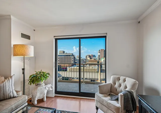 Photo 3 of Condo for sale at 401 S 1st Street #1718, Minneapolis, MN 55401 | MLS# 7139025 | Listing updated on 2026-09-08