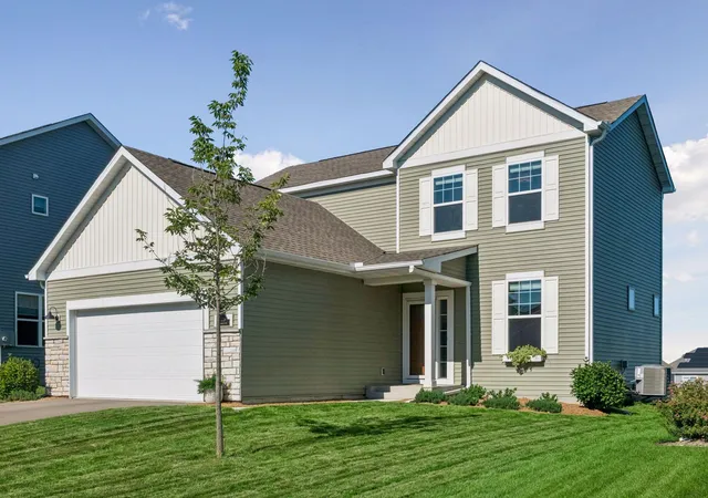 Photo 2 of Single family home for sale at 1249 Orchard Ct, Waconia, MN 55387 | MLS# 7139079 | Listing updated on 2026-10-01
