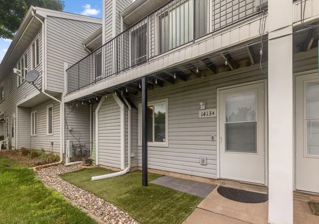 Photo 1 of Sale Pending at 1413 Farrington St #A, Saint Paul, MN 55117 | MLS# 7139080 | Listing updated on 2026-09-22
