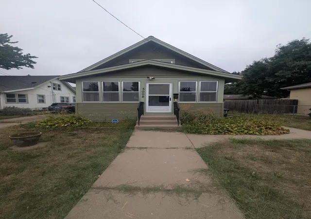 Photo 1 of Single family home for sale at 3008 E 35th Street, Minneapolis, MN 55406 | MLS# 7139081 | Listing updated on 2026-09-05