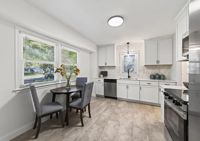 Photo 4 of Single family home for sale at 2106 Richard Ave, Saint Paul, MN 55110 | MLS# 7139084 | Listing updated on 2026-10-29