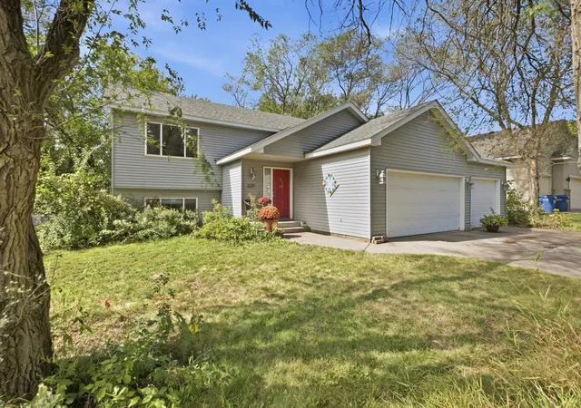 Photo 1 of Single family home for sale at 3217 15th Avenue S, Saint Cloud, MN 56301 | MLS# 7139085 | Listing updated on 2026-10-11