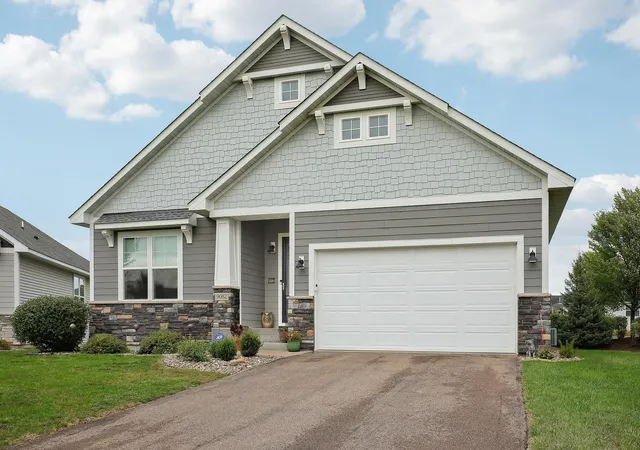 Photo 2 of Single family home for sale at 9082 Jade Cir N, Lake Elmo, MN 55042 | MLS# 7139096 | Listing updated on 2026-10-05