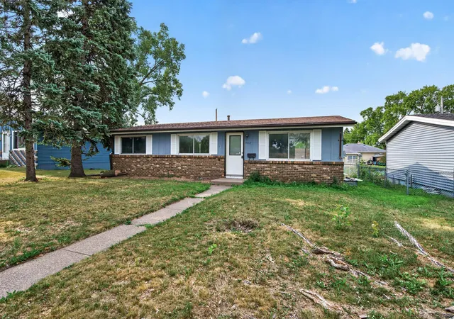 Photo 2 of Single family home for sale at 1582 3rd Street E, Saint Paul, MN 55106 | MLS# 7139115 | Listing updated on 2026-09-05