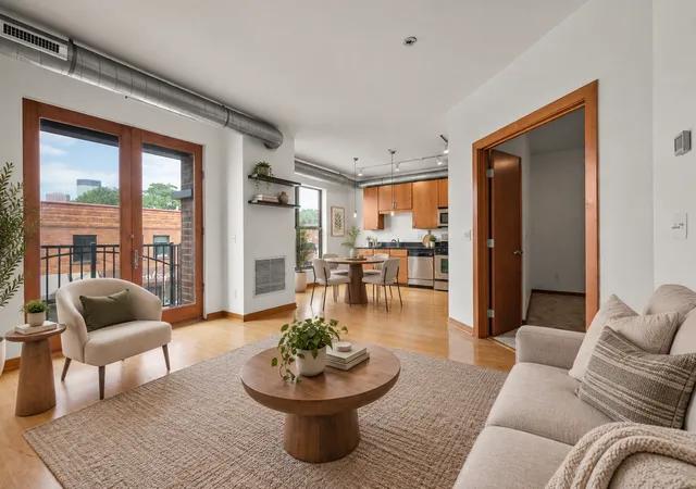 Condo for sale at 15 E Franklin Ave #210, Minneapolis, MN 55404 | MLS# 7139132