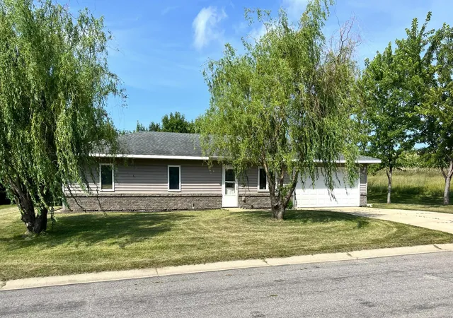 Photo 1 of Single family home for sale at 110 9th Street N, Atwater, MN 56209 | MLS# 7139172 | Listing updated on 2026-09-06