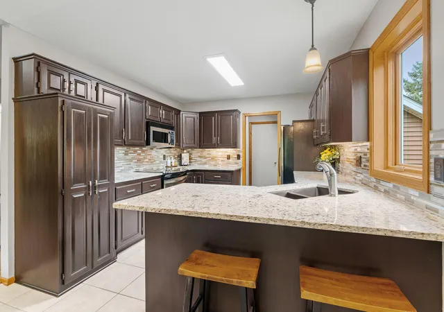 Photo 4 of Single family home for sale at 6618 Wild Turkey Trl, Circle Pines, MN 55014 | MLS# 7139191 | Listing updated on 2026-09-14