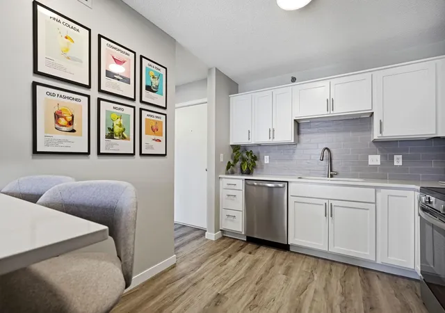 Photo 3 of Condo for sale at 121 Washington Ave S #1705, Minneapolis, MN 55401 | MLS# 7139340 | Listing updated on 2026-10-06