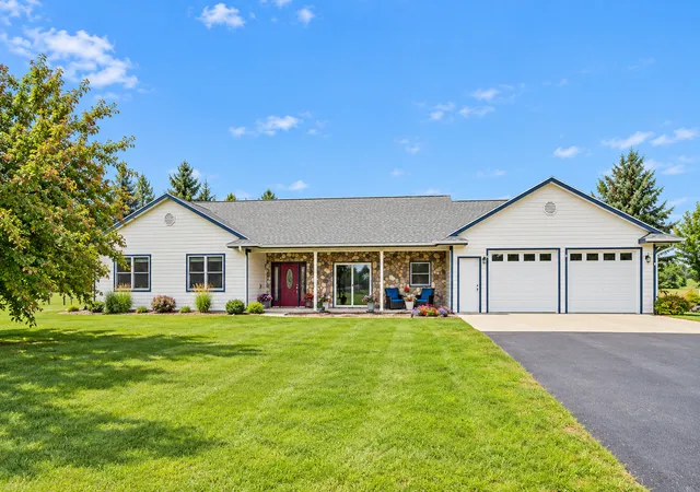 Photo 1 of Sale Pending at 118 Shores Rd, Ottertail, MN 56571 | MLS# 7139346 | Listing updated on 2026-09-23