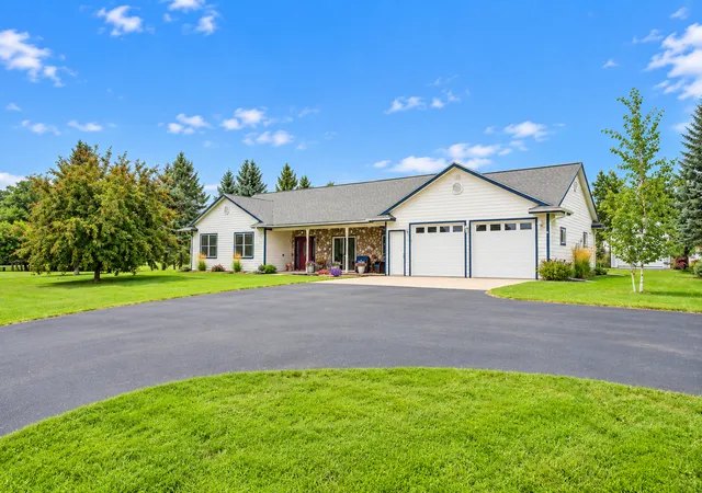 Photo 2 of Sale Pending at 118 Shores Rd, Ottertail, MN 56571 | MLS# 7139346 | Listing updated on 2026-09-23