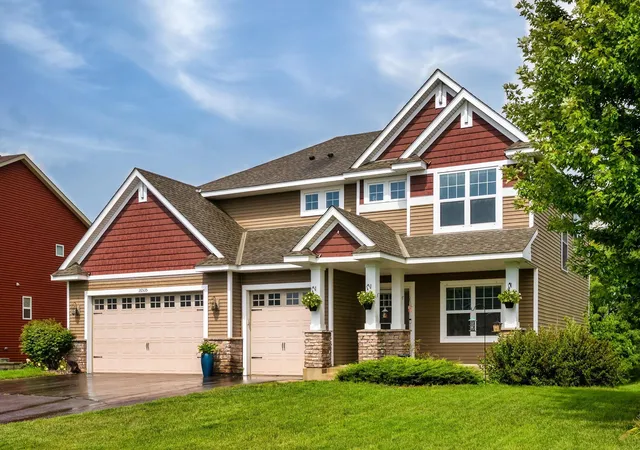 Photo 2 of Single family home for sale at 16535 Eventide Way, Lakeville, MN 55044 | MLS# 7139372 | Listing updated on 2026-09-23