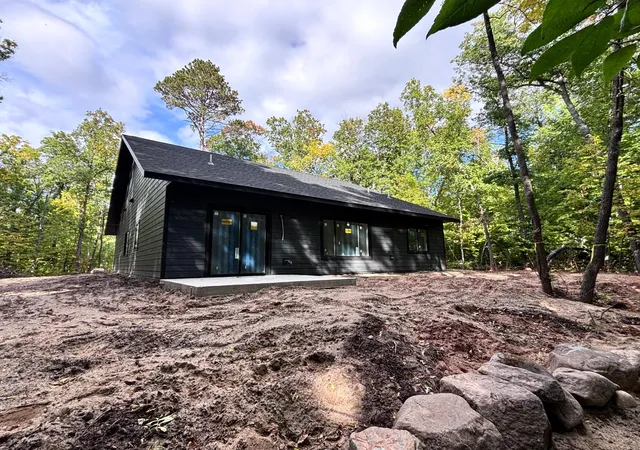 Photo 2 of Single family home for sale at 7919 Golf Ests Dr, Pequot Lakes, MN 56472 | MLS# 7139409 | Listing updated on 2026-09-22
