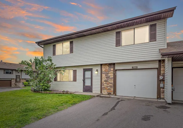 Photo 1 of Single family home for sale at 792 Tanglewood Dr, Saint Paul, MN 55126 | MLS# 7139415 | Listing updated on 2026-09-05