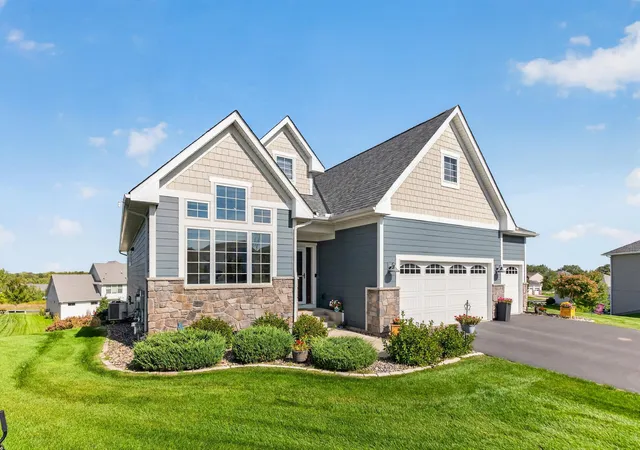 Photo 3 of Sale Pending at 9720 James Cir N, Lake Elmo, MN 55042 | MLS# 7139458 | Listing updated on 2026-09-27
