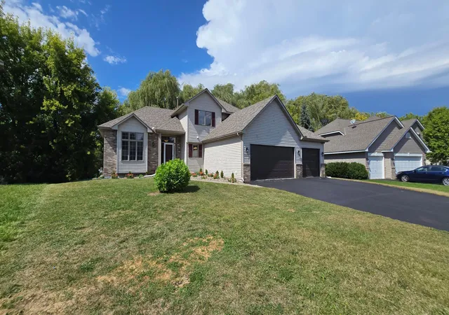 Photo 3 of Single family home for sale at 13992 W Virginia Ave, Savage, MN 55378 | MLS# 7139465 | Listing updated on 2026-09-06