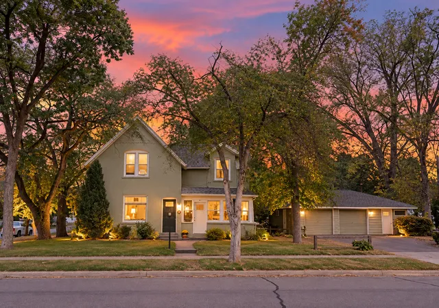 Photo 1 of Single family home for sale at 1321 2nd Street N, Saint Cloud, MN 56303 | MLS# 7139468 | Listing updated on 2026-10-08