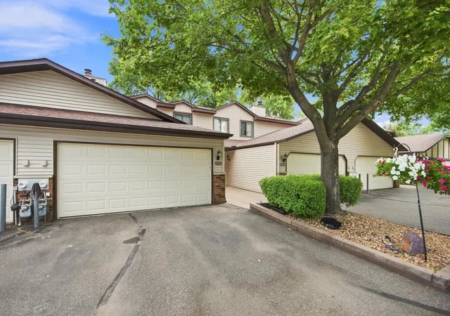 Photo 2 of Single family home for sale at 8772 Maplebrook Pkwy N, Minneapolis, MN 55445 | MLS# 7139518 | Listing updated on 2026-09-13
