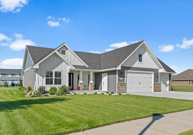 Photo 3 of Single family home for sale at 2063 Sandstone Loop N, Sartell, MN 56377 | MLS# 7139538 | Listing updated on 2026-09-19
