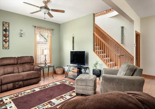 Photo 3 of Single family home for sale at 306 S Sheridan St, Houston, MN 55943 | MLS# 7139568 | Listing updated on 2026-10-07