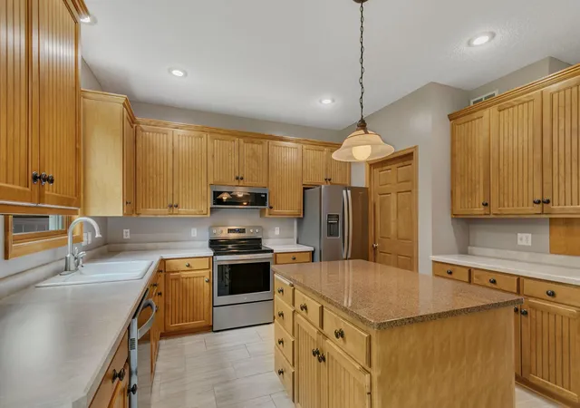 Photo 3 of Single family home for sale at 1210 Millstone Ct, Saint Cloud, MN 56303 | MLS# 7139573 | Listing updated on 2026-09-13